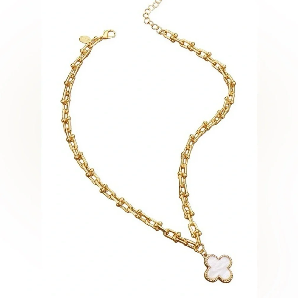 Clover Hardware Necklace - G- WH (7206) - Picture 6 of 6